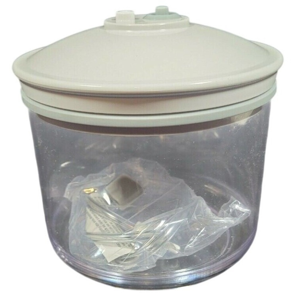 FoodSaver Vacuum Sealer Canister 50oz Clear White KY134 with Accessory Hose